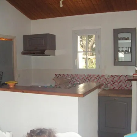 Casa vacanze Maison De Avec Jardin, 4 Pièces, 6 Couchages, Proche Et Centre-ville, - Fr-1-224b-201 *