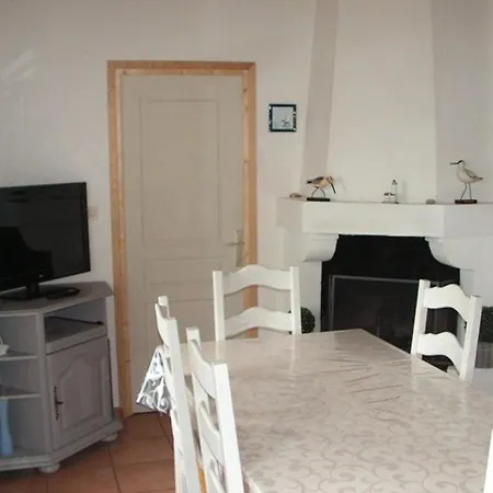 Casa vacanze Maison De Avec Jardin, 4 Pièces, 6 Couchages, Proche Et Centre-ville, - Fr-1-224b-201 *