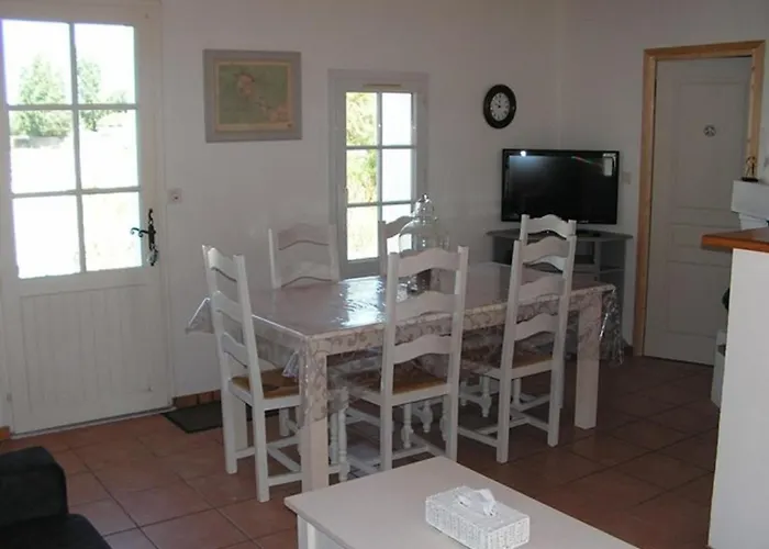 Maison De Avec Jardin, 4 Pièces, 6 Couchages, Proche Et Centre-ville, - Fr-1-224b-201