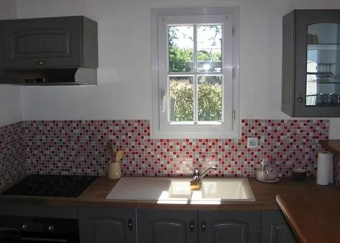 Maison De Avec Jardin, 4 Pièces, 6 Couchages, Proche Et Centre-ville, - Fr-1-224b-201 Noirmoutier-en-l'Ile