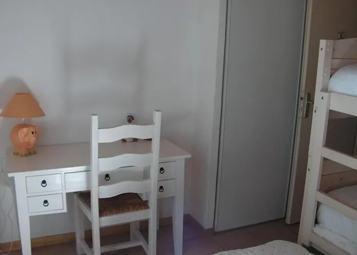 Casa vacanze Maison De Avec Jardin, 4 Pièces, 6 Couchages, Proche Et Centre-ville, - Fr-1-224b-201